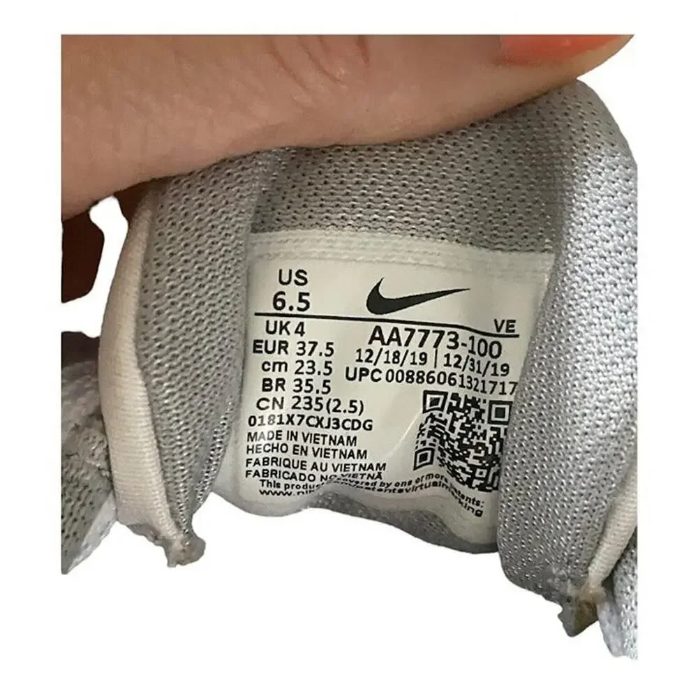 Nike Trainers Sneakers Womens Size 6.5 White Athletic Lace Up Running AA7773-100